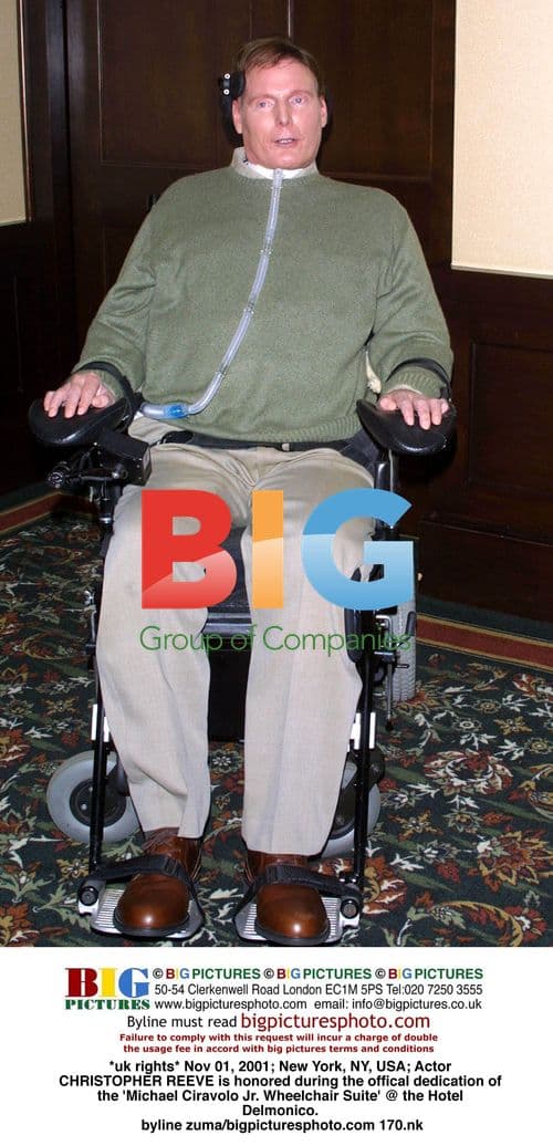 Christopher Reeve honored for 'Wheelchair Suite' dedication