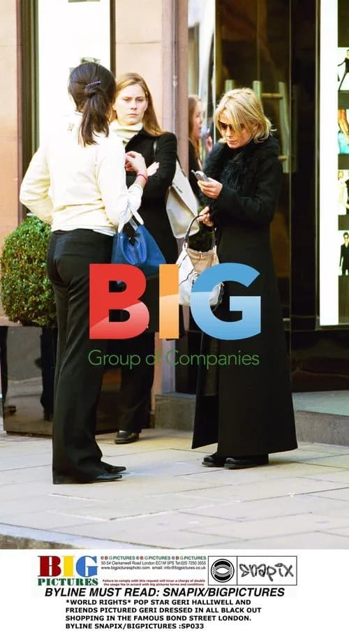 Geri Halliwell and Friends Shopping in London
