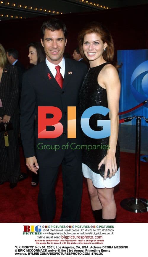 Debra Messing & Eric McCormack at 2001 Primetime Emmy Awards