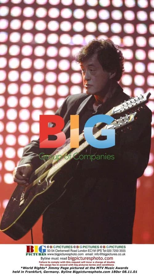 Jimmy Page at the 2001 MTV Music Awards
