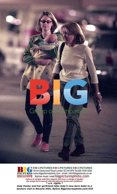 Jodie Foster and girlfriend with newborn