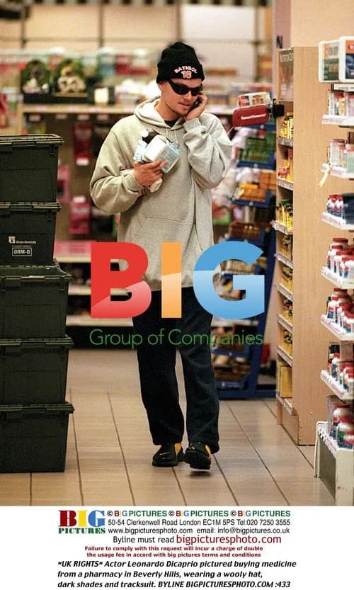 Leonardo DiCaprio Buys Medicine in Beverly Hills