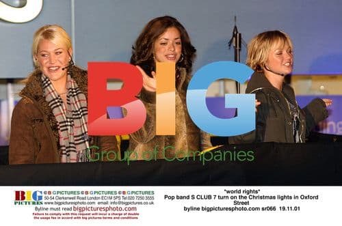 S Club 7 Turn on Oxford Street Xmas Lights