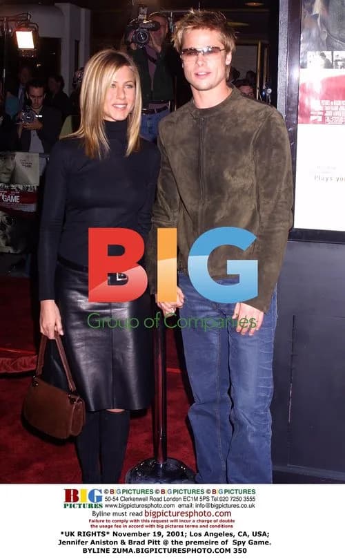 Jennifer Aniston and Brad Pitt at Spy Game Premiere