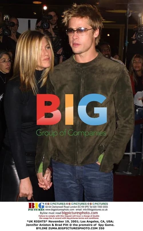 Jennifer Aniston and Brad Pitt at Spy Game Premiere