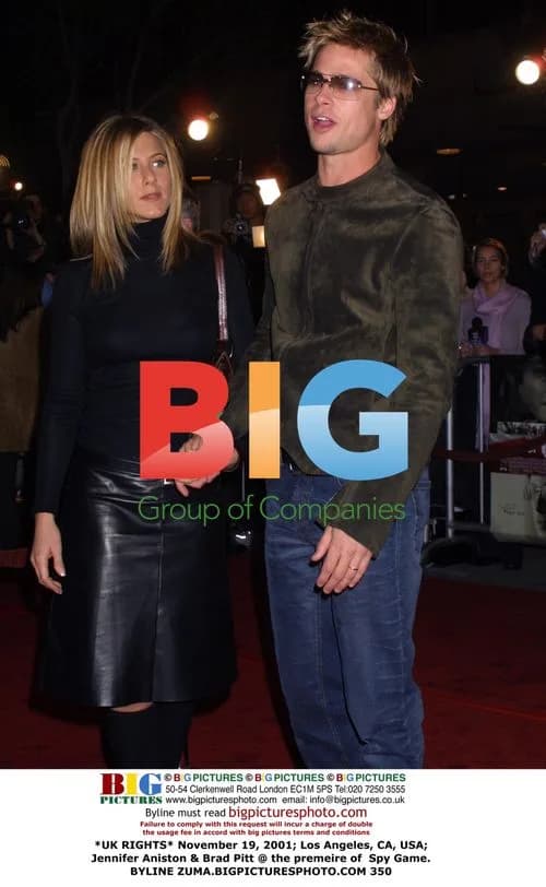 Jennifer Aniston and Brad Pitt at Spy Game Premiere