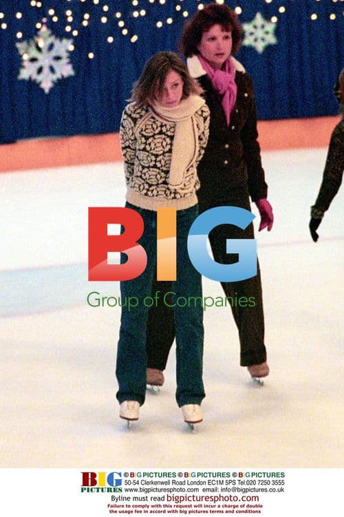 Calista Flockhart Ice Skating in Valencia