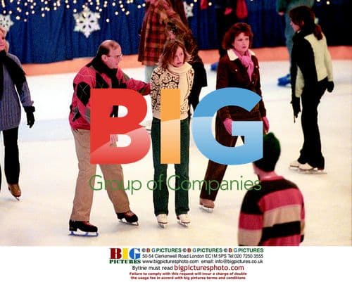 Calista Flockhart Ice Skating in Valencia