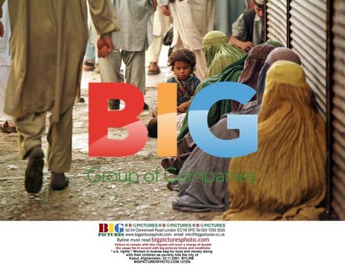 Women in bukras begging for food in Kabul