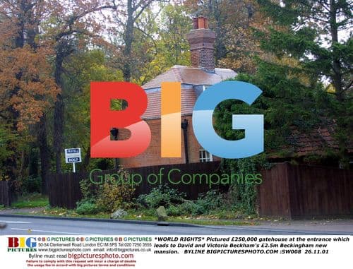 Beckham's £2.5m Beckingham Mansion Entrance