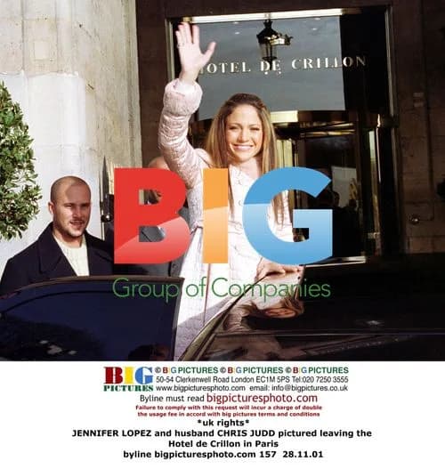 JENNIFER LOPEZ and CHRIS JUDD leaving Paris hotel