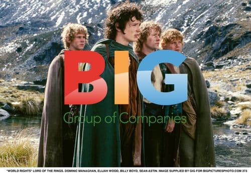 LORD OF THE RINGS cast portrait