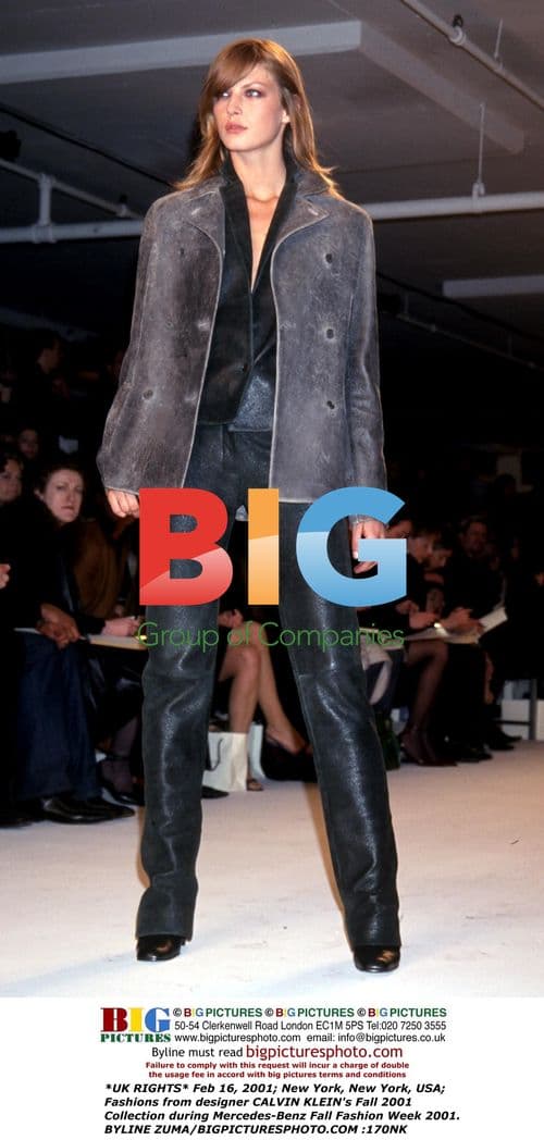 Calvin Klein Fall 2001 Fashion Show