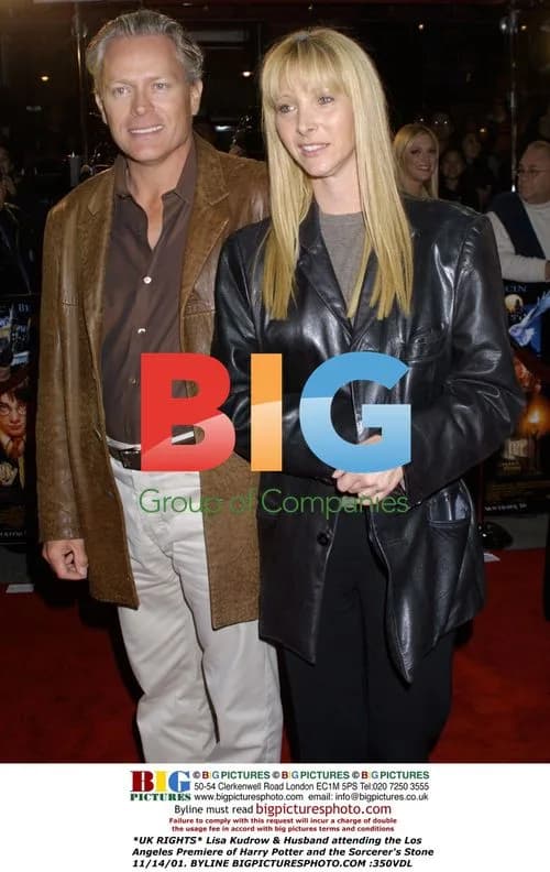 Lisa Kudrow & Husband at Harry Potter Premiere