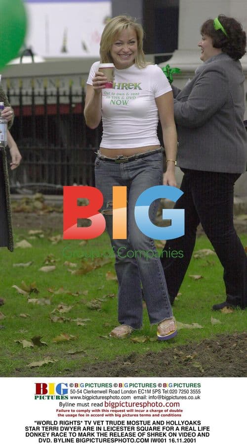 TV Vet and Hollyoaks Star in Donkey Race