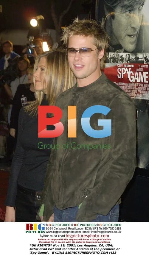 Brad Pitt and Jennifer Aniston at 'Spy Game' premiere