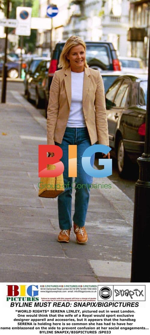 Serena Linley spotted with personalized bag