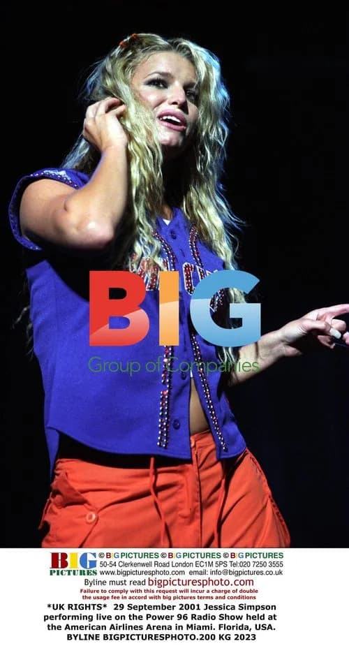 Jessica Simpson Performing in Miami
