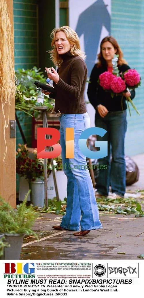 Gabby Logan Buys Flowers in London