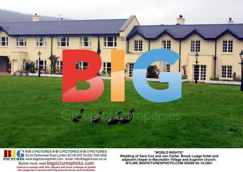 Sara Cox and Jon Carter's Wedding