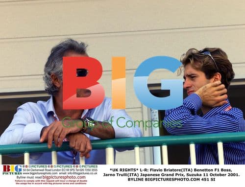Briatore and Trulli at 2001 Japanese Grand Prix