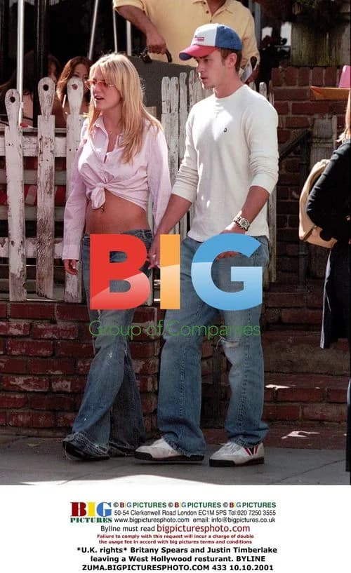 Britney Spears and Justin Timberlake leave restaurant
