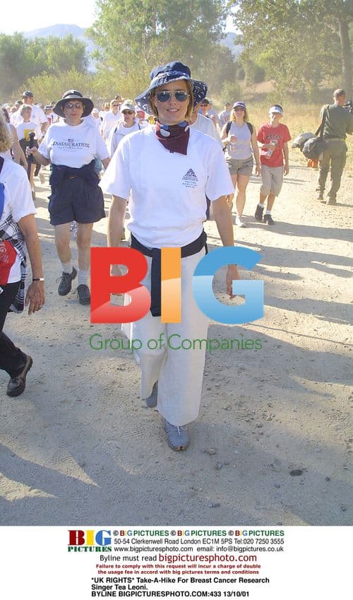 Tea Leoni at Breast Cancer Walk