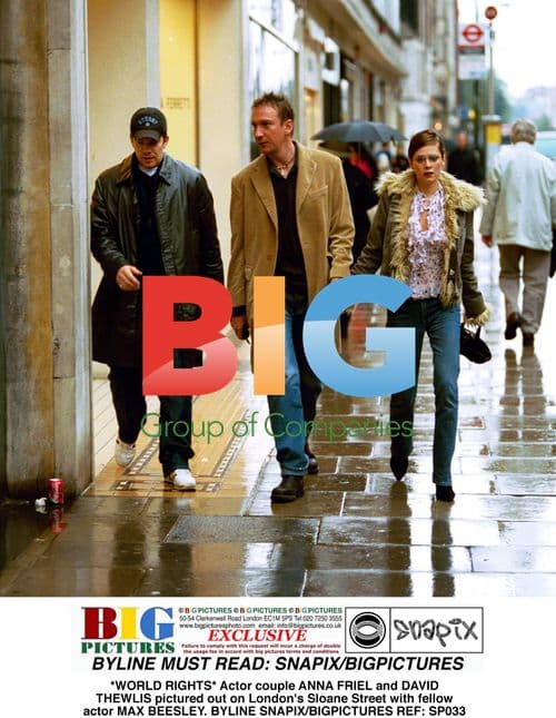 Actor couple ANNA FRIEL and DAVID THEWLIS spotted with MAX BEESLEY