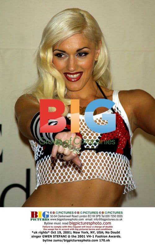 Gwen Stefani at 2001 VH-1 Fashion Awards