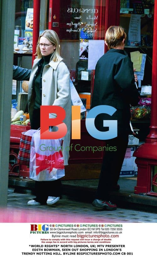 MTV Presenter Edith Bowman Shopping in Notting Hill