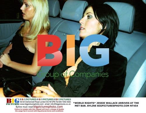 Jessie Wallace Arrives at the Met Bar