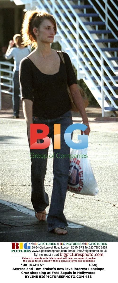 Penelope Cruz Shopping at Fred Segal
