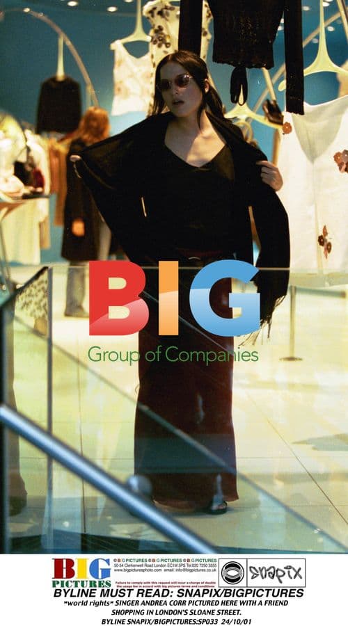 SINGER ANDREA CORR SHOPPING IN LONDON