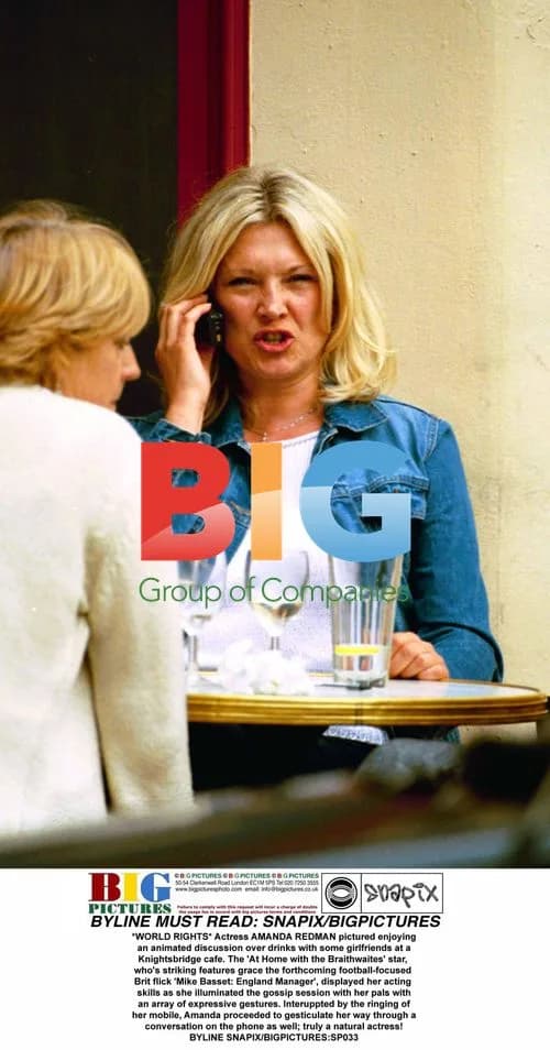 Amanda Redman at Knightsbridge Cafe