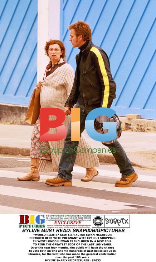 Ewan McGregor and Pregnant Wife Eve Shopping
