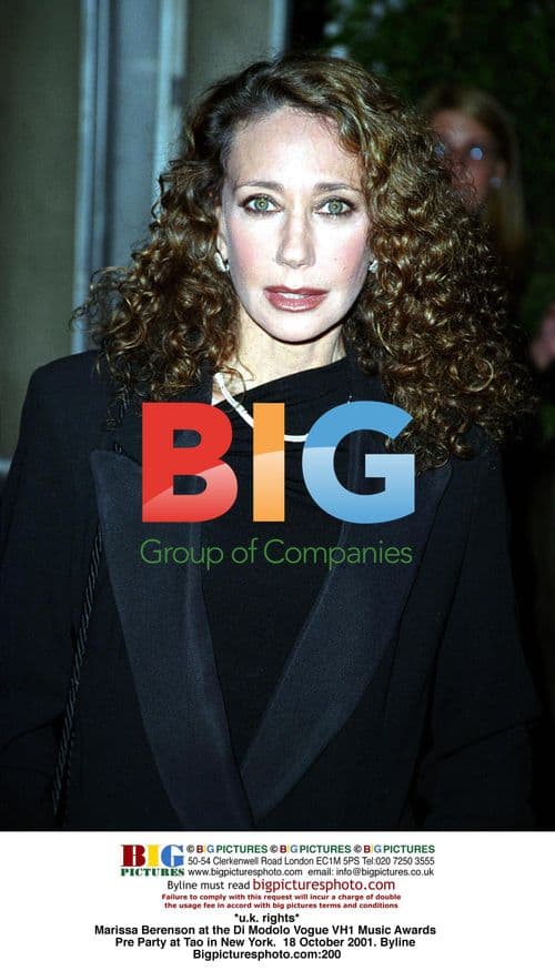 Marissa Berenson at Di Mododo VH1 Music Awards Party