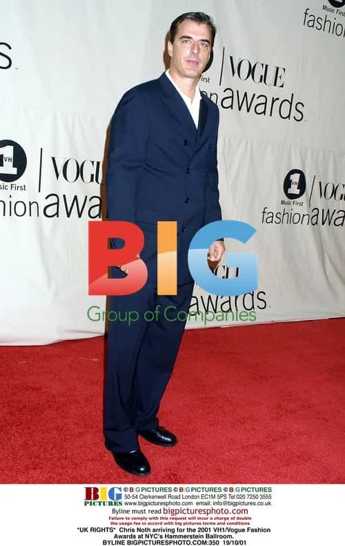 Chris Noth at 2001 VH1/Vogue Fashion Awards