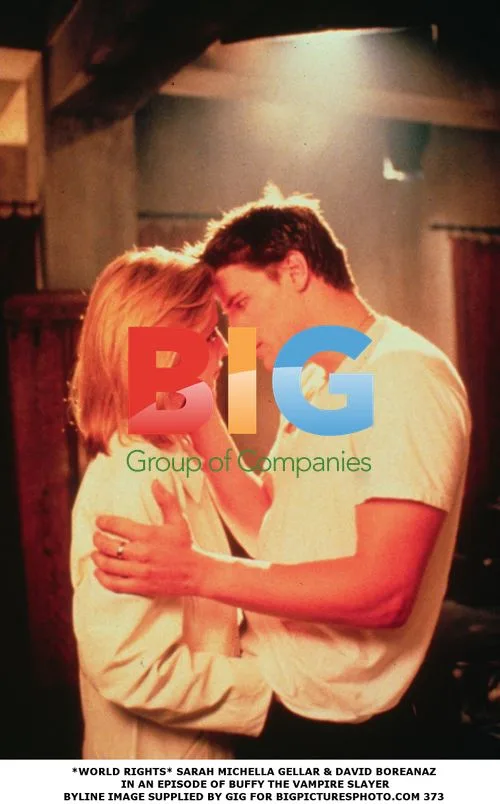 Sarah Gellar & David Boreanaz in Buffy