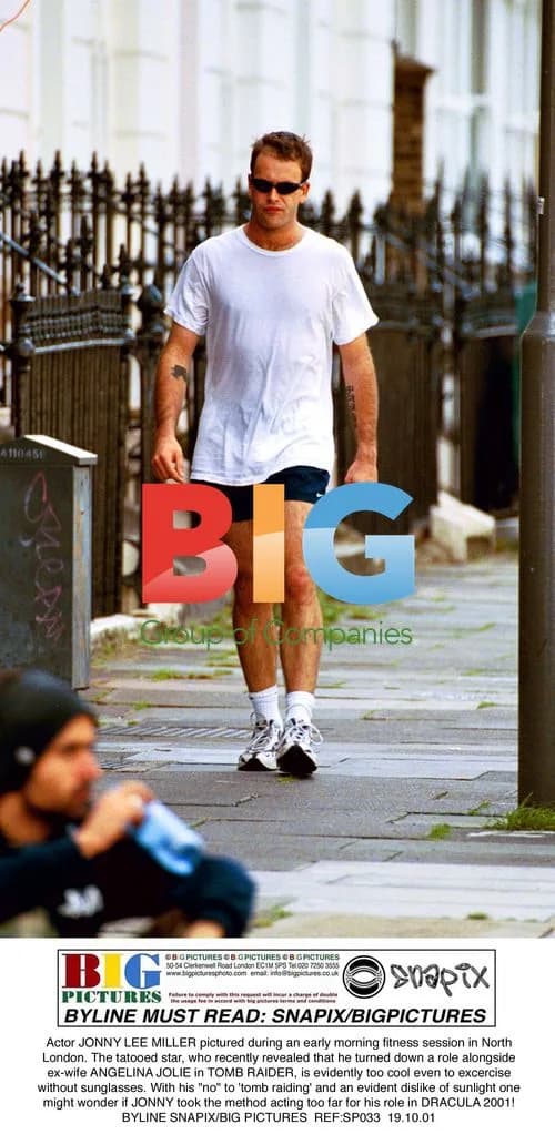 Jonny Lee Miller Spotted Exercising in London