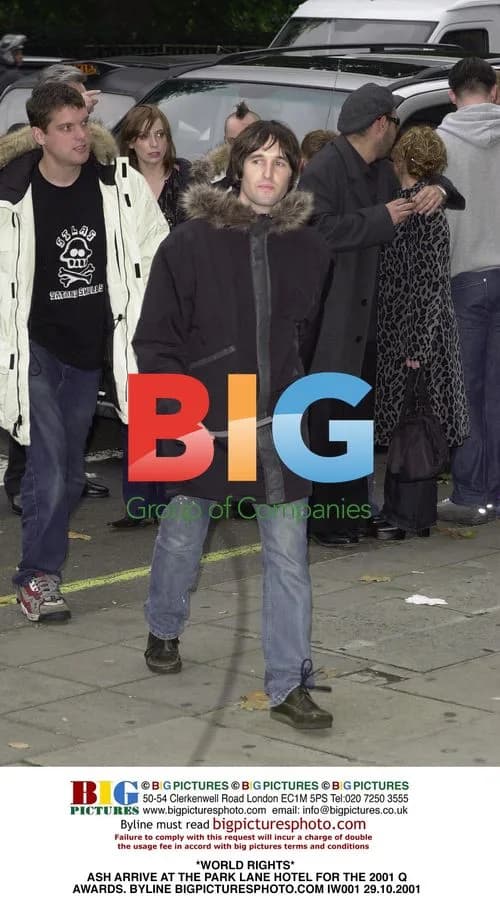 Ash arrive at 2001 Q Awards