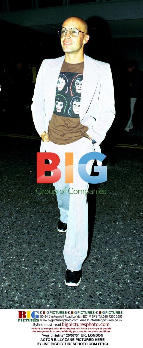 Billy Zane in White Suit