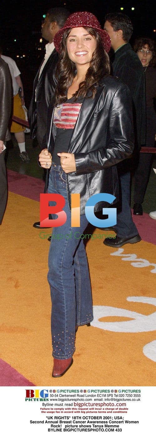 Tanya Memme at Women Rock! concert