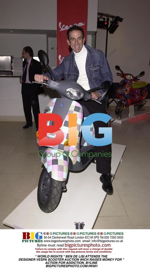 Ben de Lisi at Designer Vespa Fundraiser