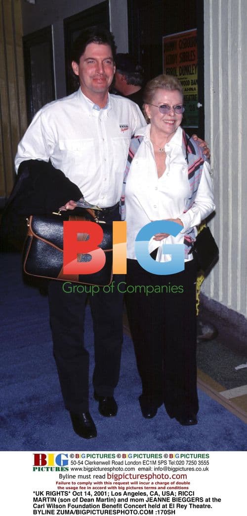 Ricci Martin and mom Jeanne Bieggers at Carl Wilson benefit