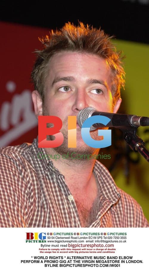 Elbow Perform Promo Gig at Virgin Megastore