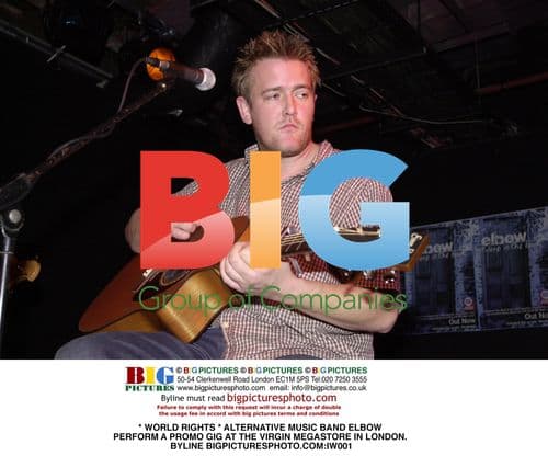 Elbow Performs Promo Gig at Virgin Megastore