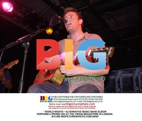 Elbow Perform Promo Gig at Virgin Megastore