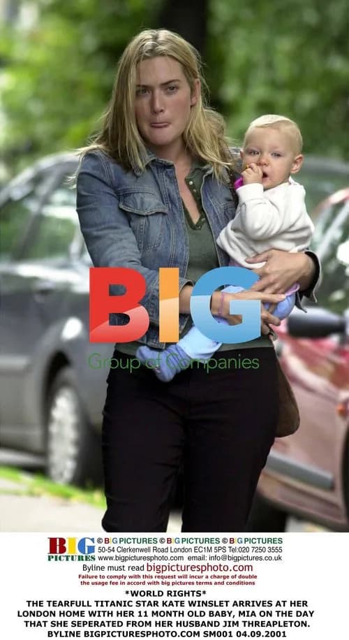 Kate Winslet Arrives Home with Daughter Mia