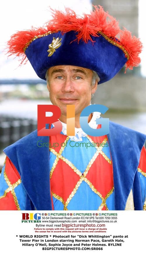 "Dick Whittington" Panto Photocall