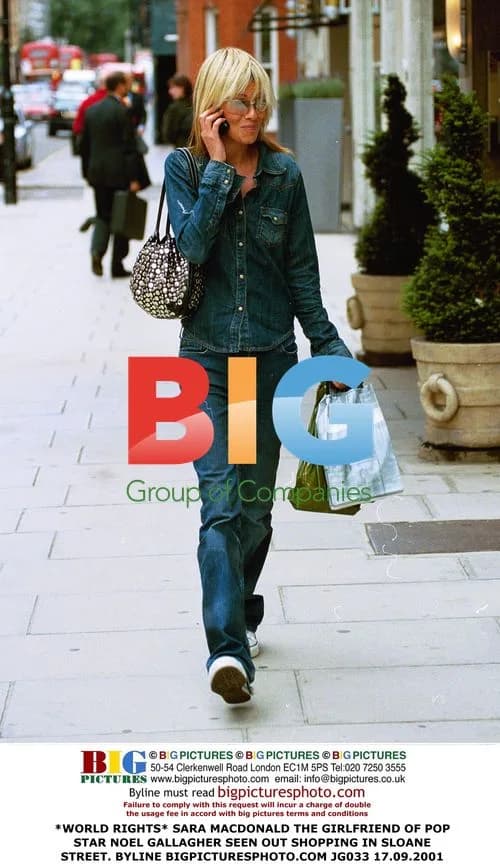 Sara Macdonald, Girlfriend of Noel Gallagher, Shopping